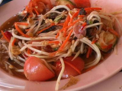 ส้มตำป้าแดง สามย่าน  ที่ ร้านอาหาร ส้มตำป้าแดง สามย่าน (เจ๊แดง)
