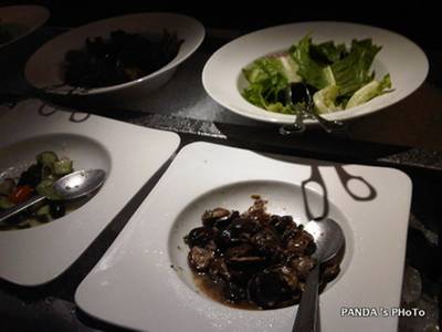 ริเวอร์ไซด์ เทอเรซ ที่ ร้านอาหาร Riverside Terrace