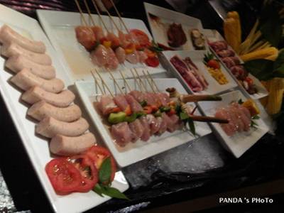 ริเวอร์ไซด์ เทอเรซ ที่ ร้านอาหาร Riverside Terrace