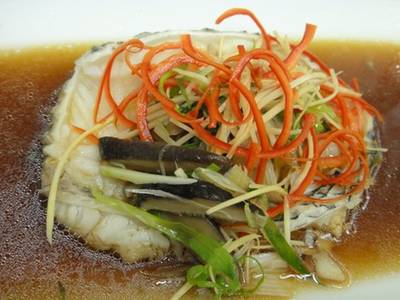 ปลาหิมะนึ่งซีอิ๊ว ที่ ร้านอาหาร Hongmin ฮองมิน เซ็นทรัลปิ่นเกล้า
