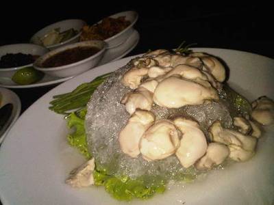 บุรีธารา ที่ ร้านอาหาร Buri Tara Wine Bar & Restaurant