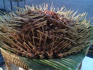 ร้านอาหาร หมูย่างกลางสวน