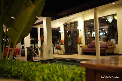 ร้านอาหาร เรือนรส