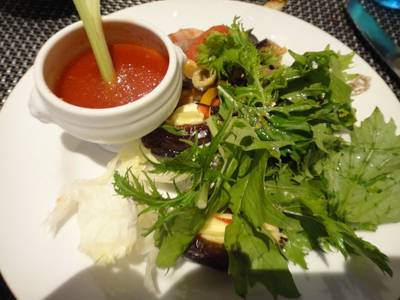 ร้านอาหาร The Rain Tree Cafe Plaza Athenee Hotel