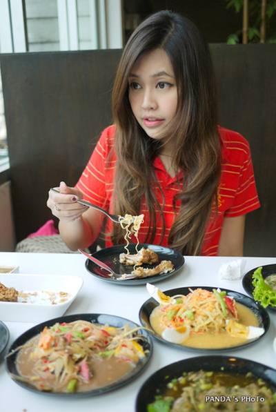 ร้านอาหาร กาต๊าก (พญาไท)