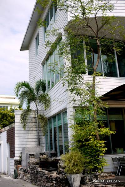 ร้านอาหาร กาต๊าก (พญาไท)