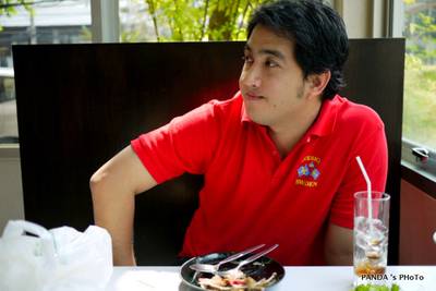 ร้านอาหาร กาต๊าก (พญาไท)