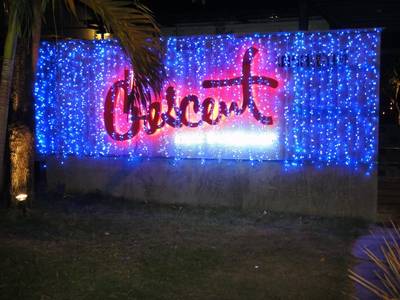 ร้านอาหาร Crescent