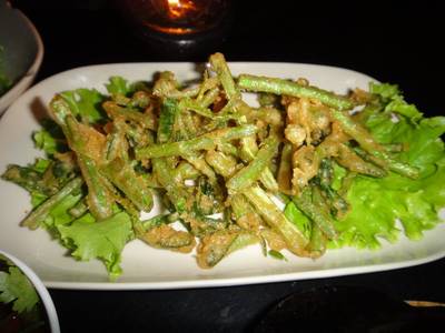 ร้านอาหาร Crescent