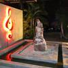 ร้านอาหาร Crescent