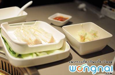 เห็ดเข็มทองบุฟเฟสั่งมาไม่อั้นถูกใจจิง ที่ ร้านอาหาร Yuu Jung Paradise park