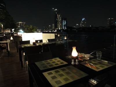 etc.. on the river ที่ ร้านอาหาร etc.. on the river Royal Orchid Sheraton