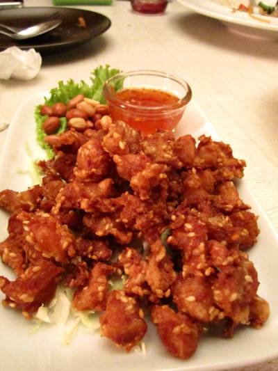 ข้อไก่ทอด กับแกล้มยอดฮิต ที่ ร้านอาหาร สตูเฟ่