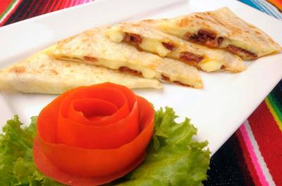 You have to try this quesadillas with chorizo ที่ ร้านอาหาร Tacos & Salsa