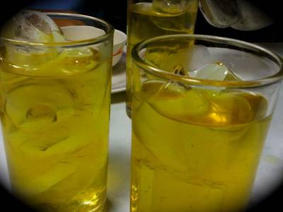 น้ำเก๊กฮวยเย็นชื่นใจ ที่ ร้านอาหาร เล่าลี่หูฉลาม