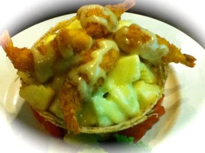 กุ้งทอดครีมสลัด 100 บาท ที่ ร้านอาหาร บ้านไม้น้ำ