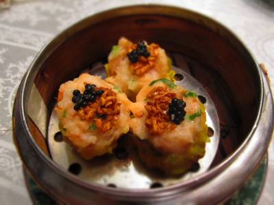 ขนมจีบคาเวียร์ ที่ ร้านอาหาร Dynasty Centara Grand @ Central Plaza Ladprao