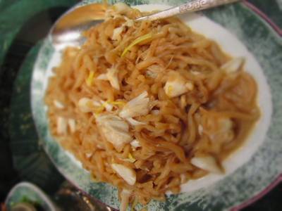 อีหมี่ปู (อย่าสั่ง) ที่ ร้านอาหาร Dynasty Centara Grand @ Central Plaza Ladprao