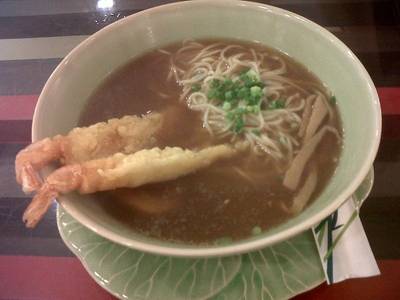 ราเมนเทมปุระกุ้ง ที่ ร้านอาหาร Tokyo Ka-Rei จามจุรีสแควร์