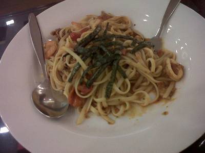 สปาเกตตี้ซีฟู้ด ที่ ร้านอาหาร Tokyo Ka-Rei จามจุรีสแควร์