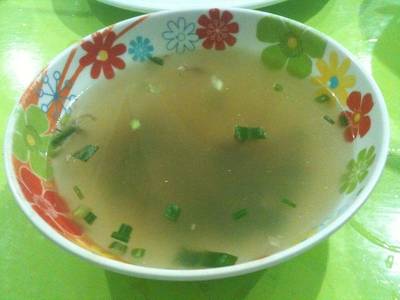 น้ำซุปข้าวมันไก่ ที่ ร้านอาหาร Kho ข้าวมันไก่โก๊ะตี๋ RCA
