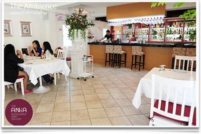 ร้านอาหาร The Anna Restaurant & Art Gallery