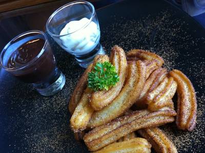 ชูโร ที่ ร้านอาหาร Tree Box