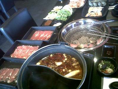 ทั้งชาบูและกริล ที่ ร้านอาหาร Nobu Shabu & Grill CDC
