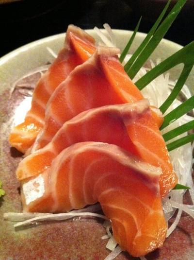 สุดยอดแซลมอนอร่อยมากกกกก ที่ ร้านอาหาร เทนโกกุ เดอ ควิซีน