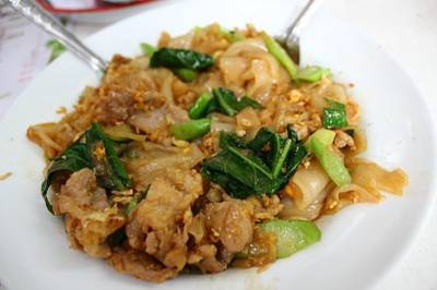 เส้นใหญ่ผัดซีอิ๊ว ที่ ร้านอาหาร ครัวพริตตี้ เส้นใหญ่ผัดซีอิ๊ว ที่ ร้านอาหาร ครัวพริตตี้