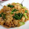 เส้นใหญ่ผัดซีอิ๊ว ที่ ร้านอาหาร ครัวพริตตี้