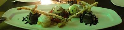 Dessert Plateau ที่ ร้านอาหาร The Garret ​(Secret Bistro Bar)