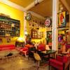 วิวร้านเต็มๆ ที่ ร้านอาหาร Goldies Bar