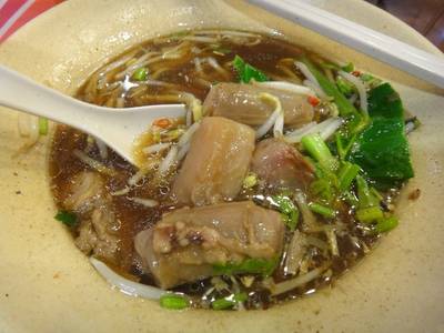 ร้านอาหาร โป่วเทียมเฮง
