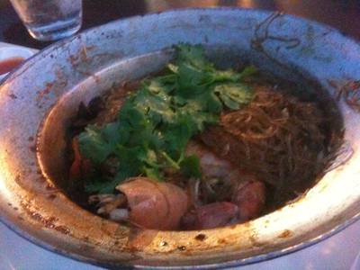 กุ้งอบวุ้นเส้น ที่ ร้านอาหาร The Wave Restaurant