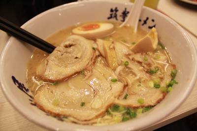 ชาชูราเมน ที่ ร้านอาหาร Yamagoya Ramen อัมรินทร์ พลาซ่า