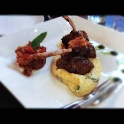 ออสเตรเลียแลมป์แร็คย่าง ที่ ร้านอาหาร Capri K-Village