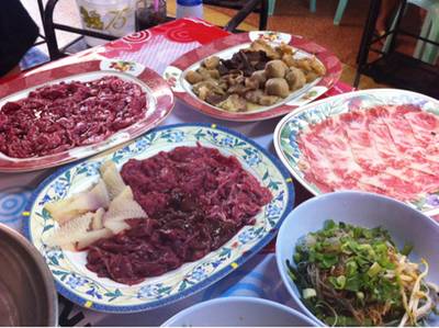 เนื้อๆๆ ที่ ร้านอาหาร เกาเหลาเนื้อหม้อไฟ