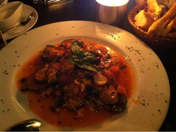 nz mussels in tomato sauce ที่ ร้านอาหาร vino di zanotti