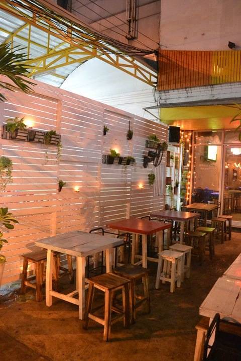 ร้านอาหาร BankBar