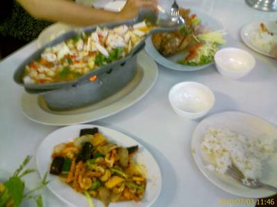 ร้านอาหาร ครัวป้าพิศวง