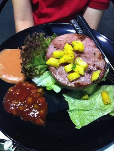 พาม่าแฮม โอววว เนื้อเน้นๆเป็นต้องลอง ที่ ร้านอาหาร ร้านอาหารอิตาลี เชฟไกร
