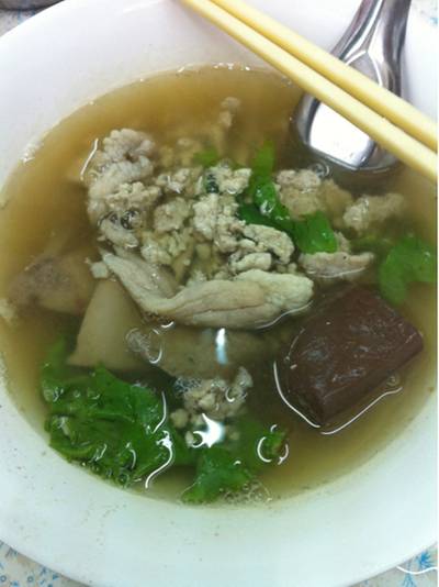 ร้านอาหาร นายเพ้ง ราชาก๋วยเตี๋ยวคั่วไก่
