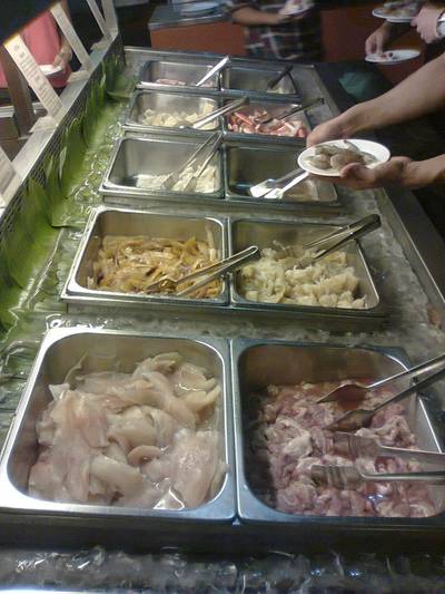 ช่องตักเนื้อสัตว์ครับ ที่ ร้านอาหาร Family หมูกระทะ