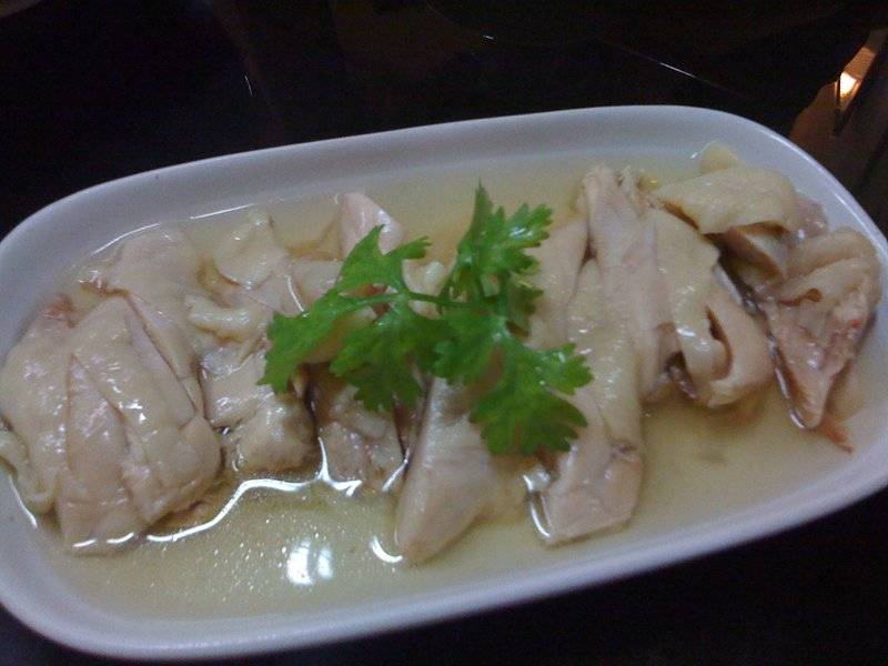 น่องไก่แช่เหล้า ที่ ร้านอาหาร Ting Tai Fu