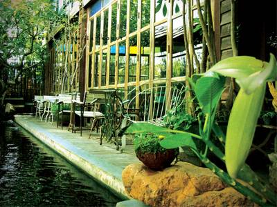 ร้านอาหาร บ้านในสวน
