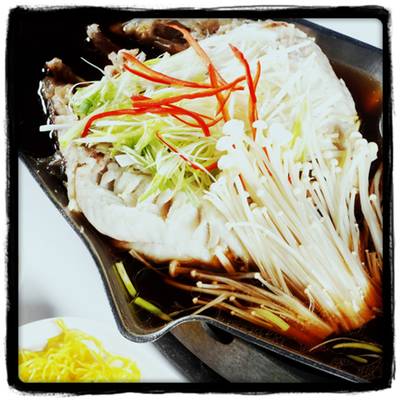 ปลาเก๋านึ่งซีอิ้ว ที่ ร้านอาหาร Lake Hill ปลาเก๋านึ่งซีอิ้ว ที่ ร้านอาหาร Lake Hill