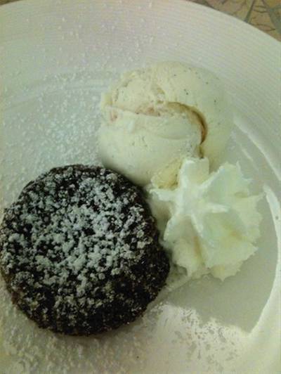 Molten Chocolate Lava ที่ ร้านอาหาร Lacerise