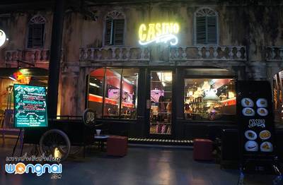 ร้านอาหาร คาสิโน รอแยล