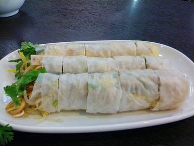 ปอเปี๊ยะสด ที่ ร้านอาหาร V.T. วีที แหนมเนือง เชียงใหม่